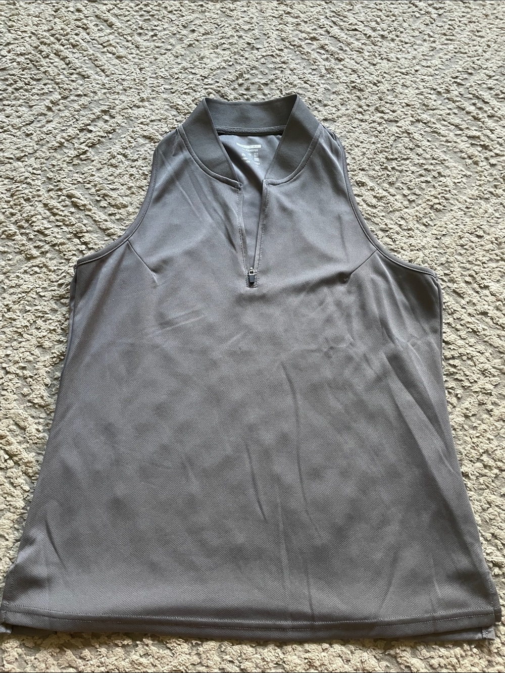 Sleeveless Half-Zip Athletic Tank Top - Gray